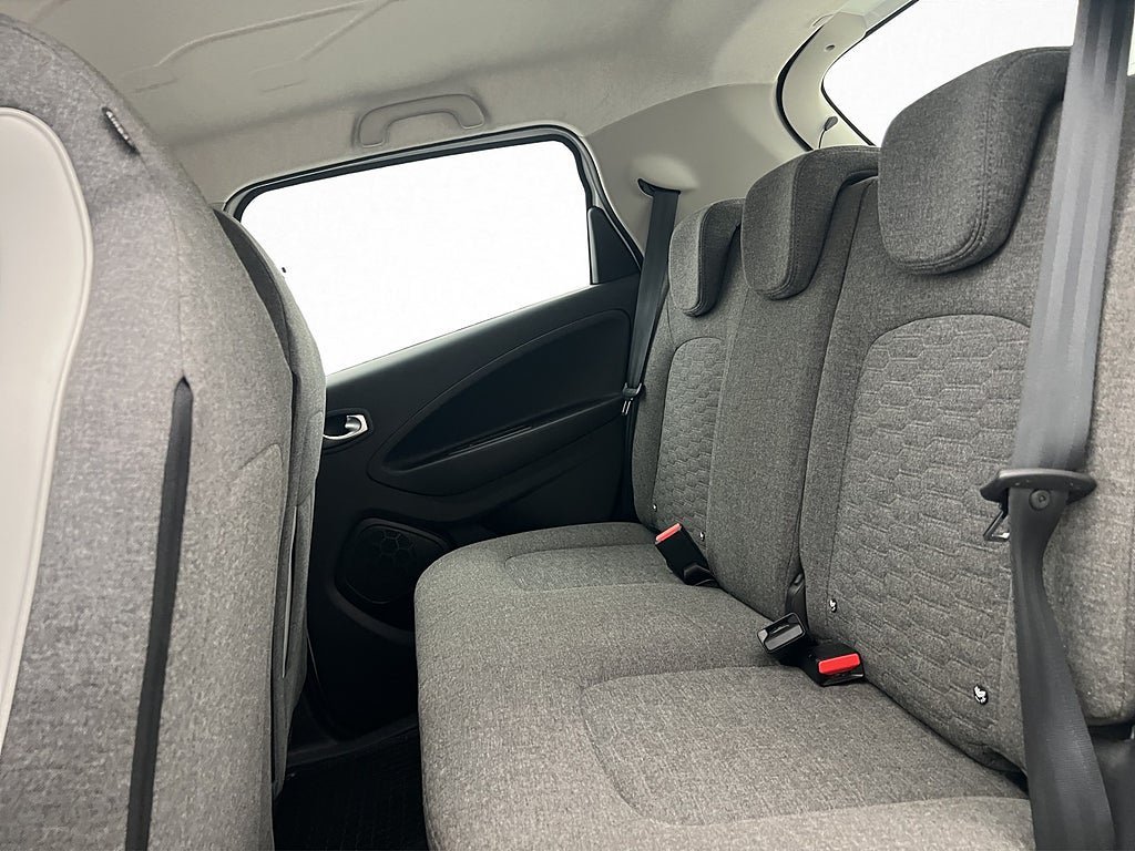Vehicle Image 27