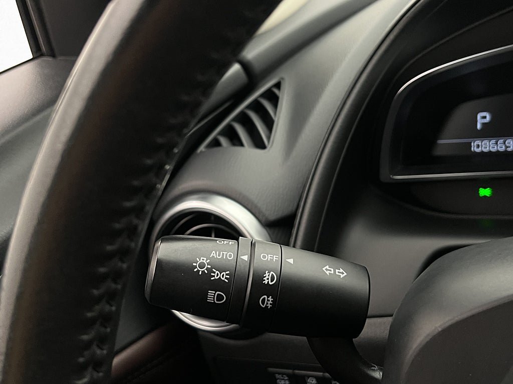 Vehicle Image 17