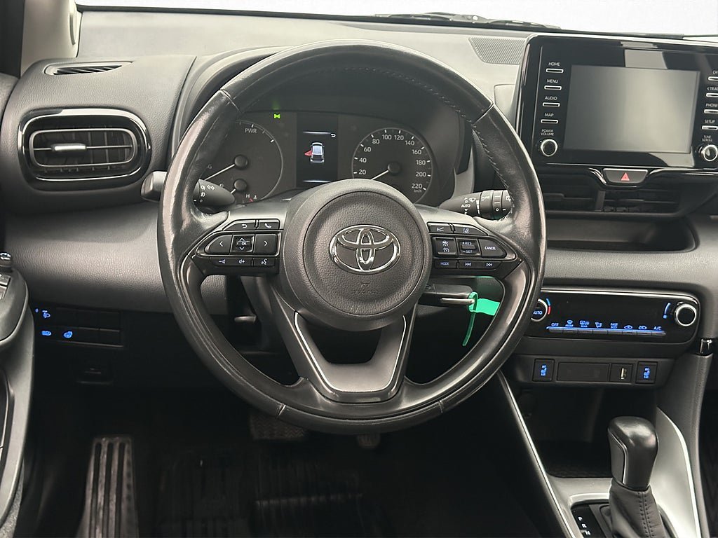Vehicle Image 11