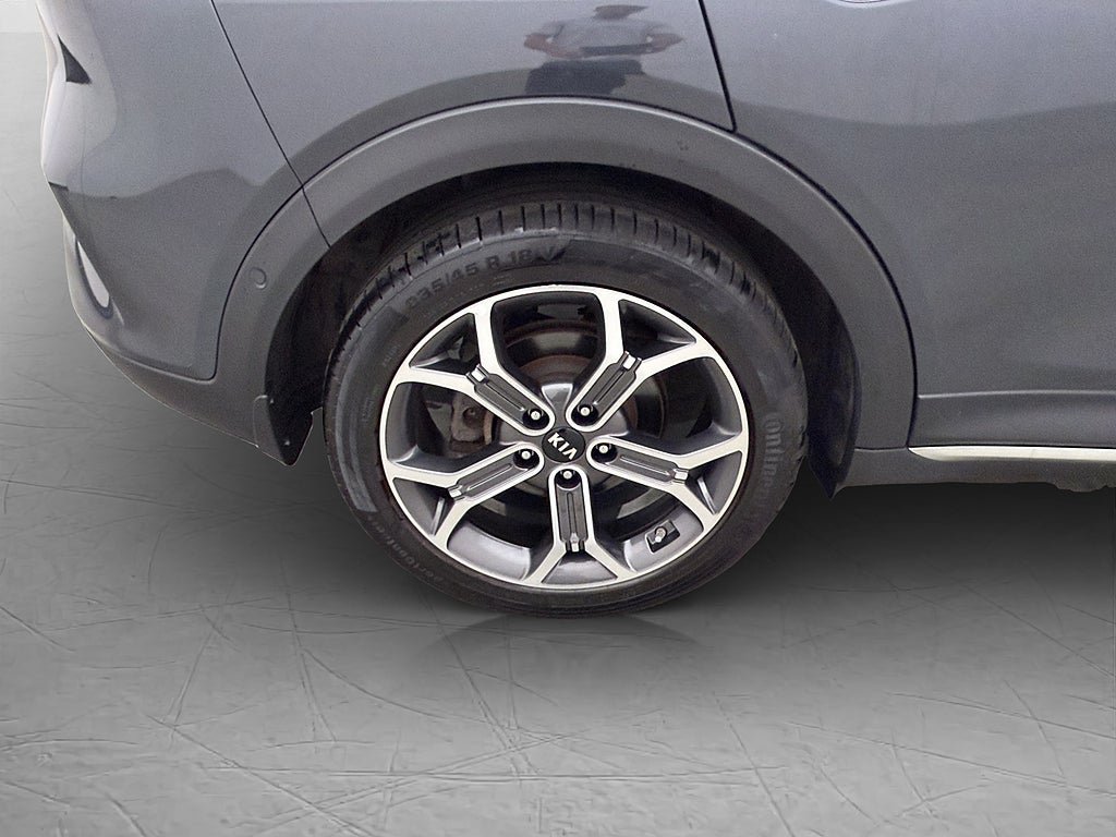 Vehicle Image 35