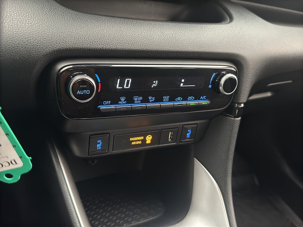 Vehicle Image 17