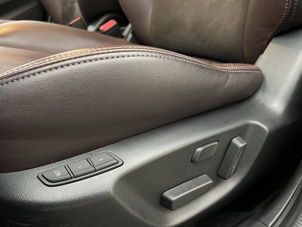 Vehicle Image 27