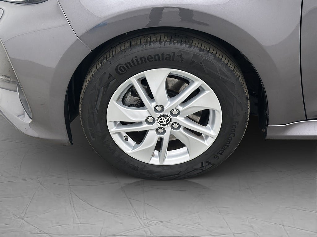 Vehicle Image 23