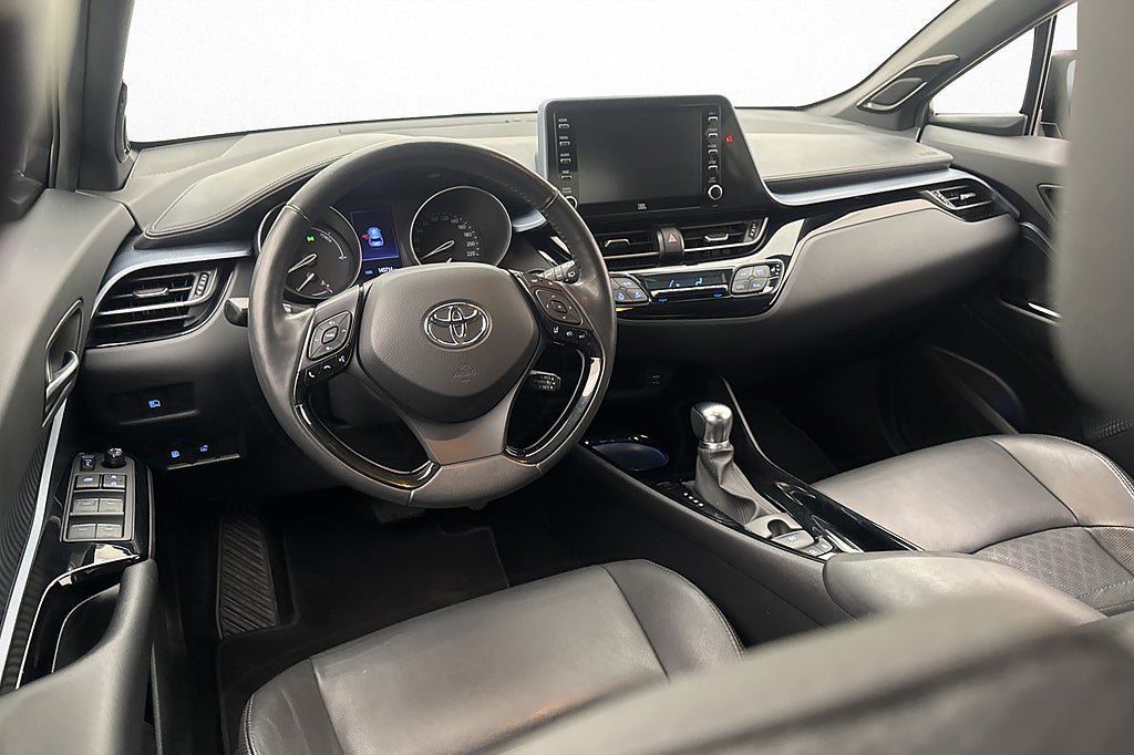 Vehicle Image 9