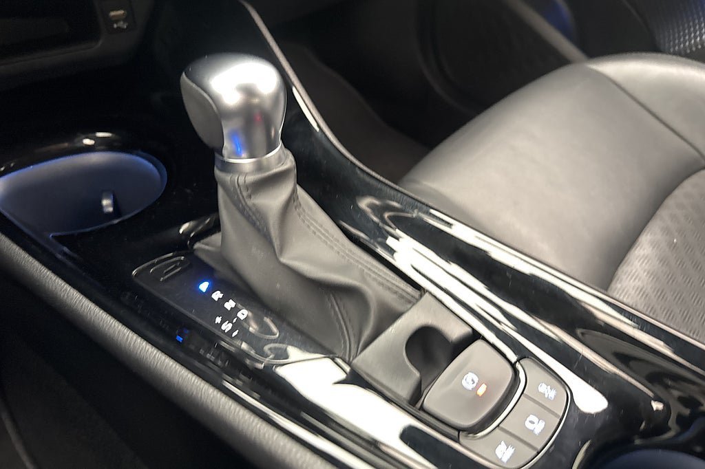 Vehicle Image 19