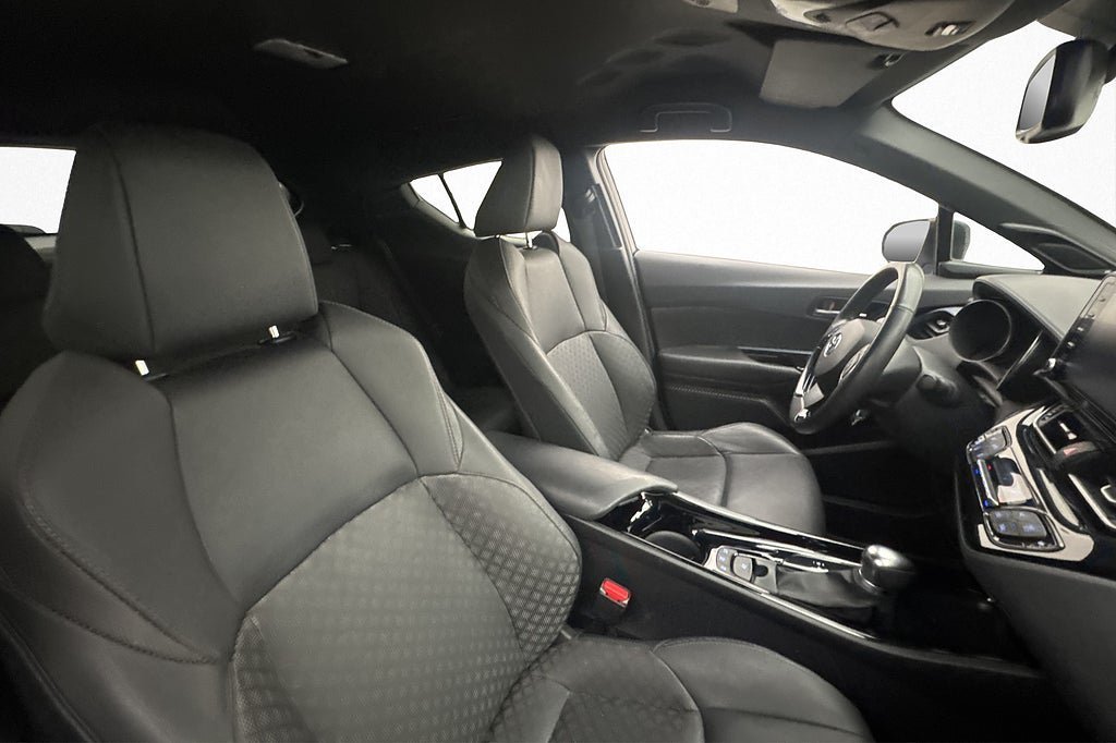 Vehicle Image 21