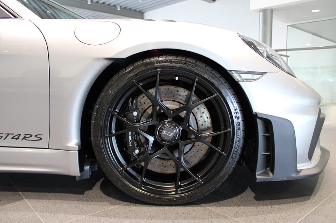 Vehicle Image 10