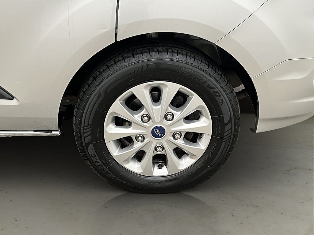 Vehicle Image 31
