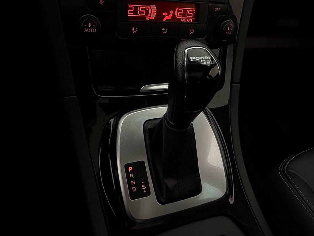 Vehicle Image 24