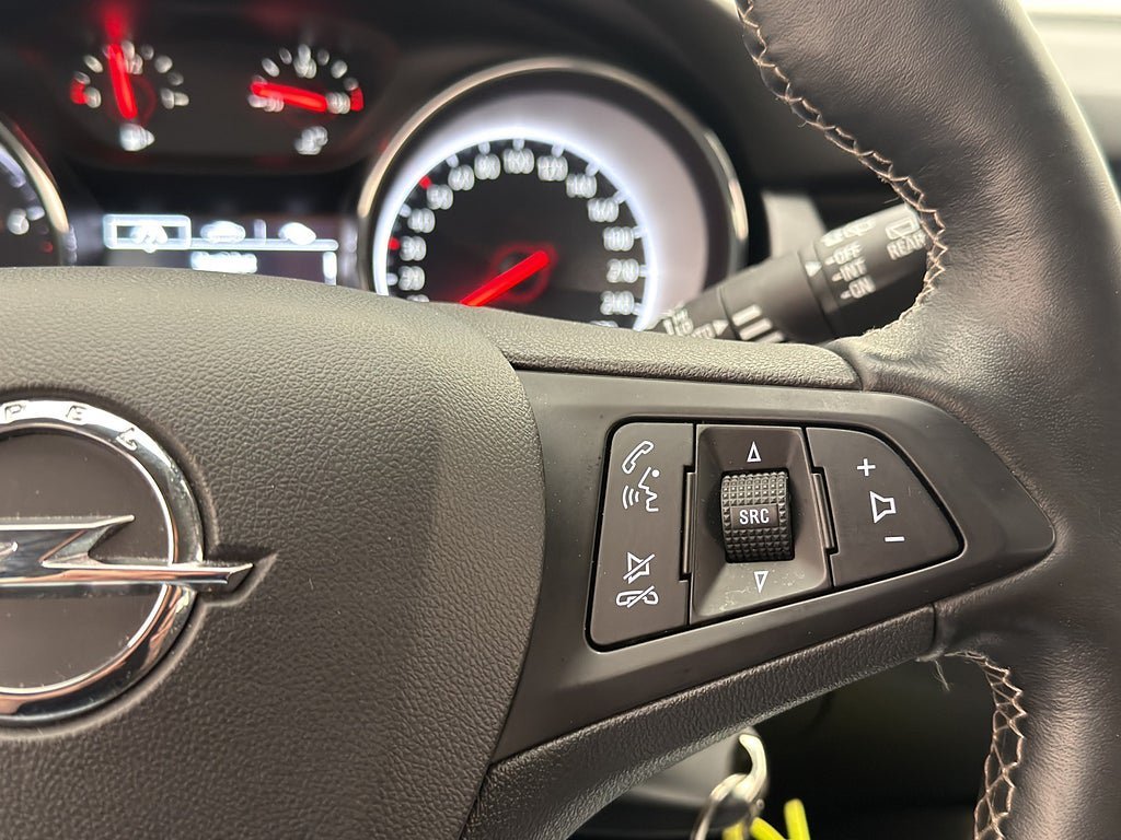 Vehicle Image 26