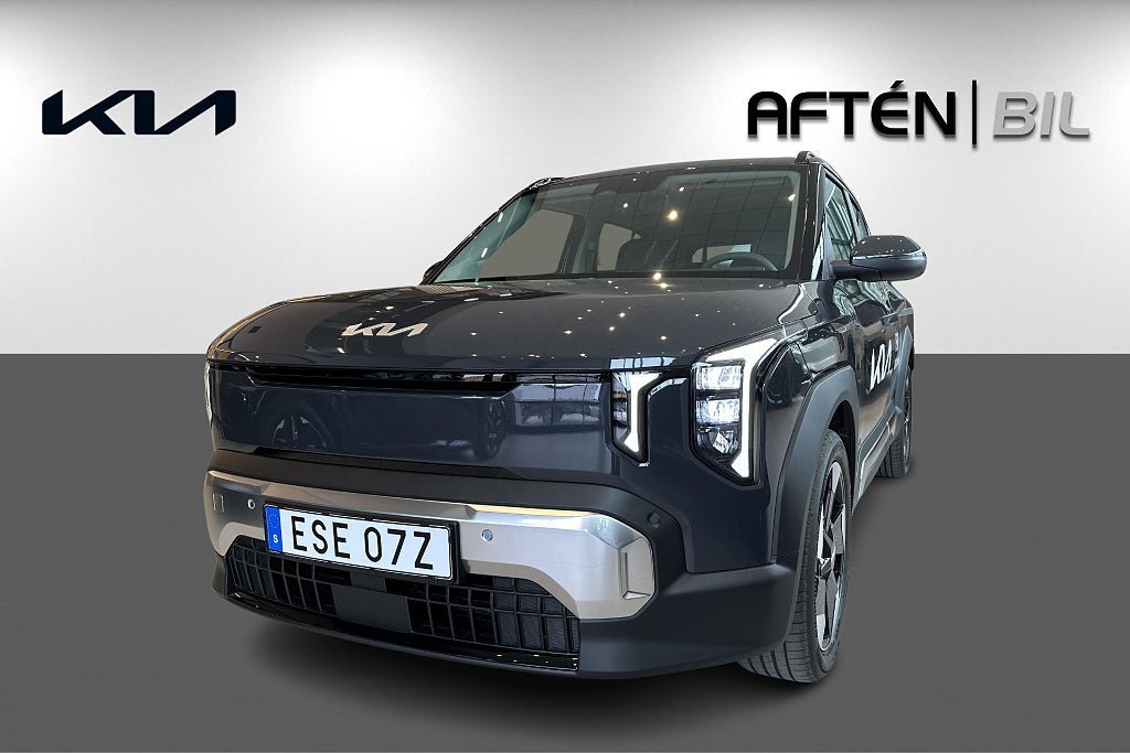 Vehicle Image 24
