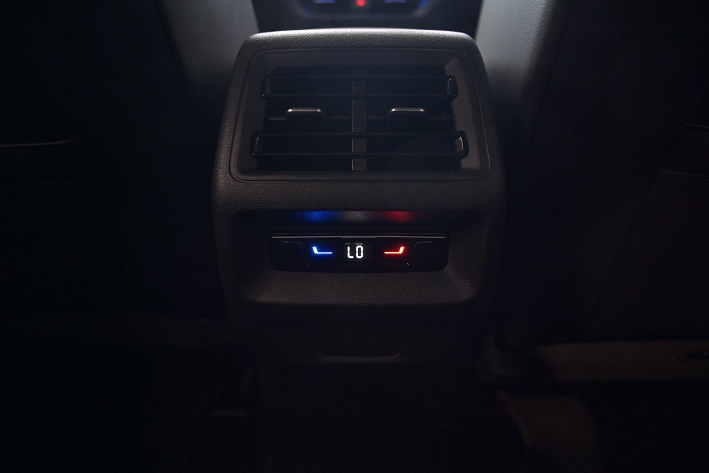 Vehicle Image 24