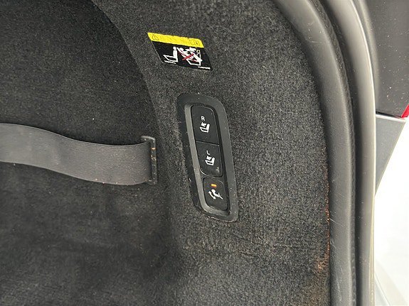 Vehicle Image 27