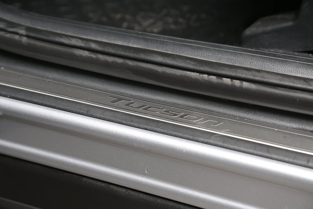 Vehicle Image 12