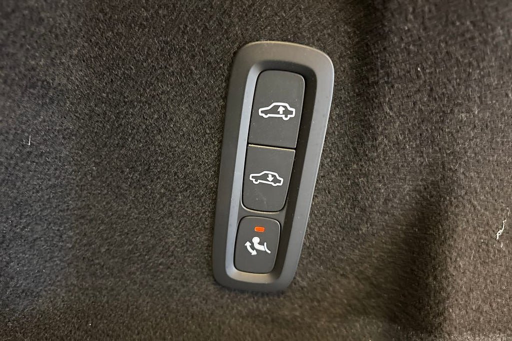 Vehicle Image 27