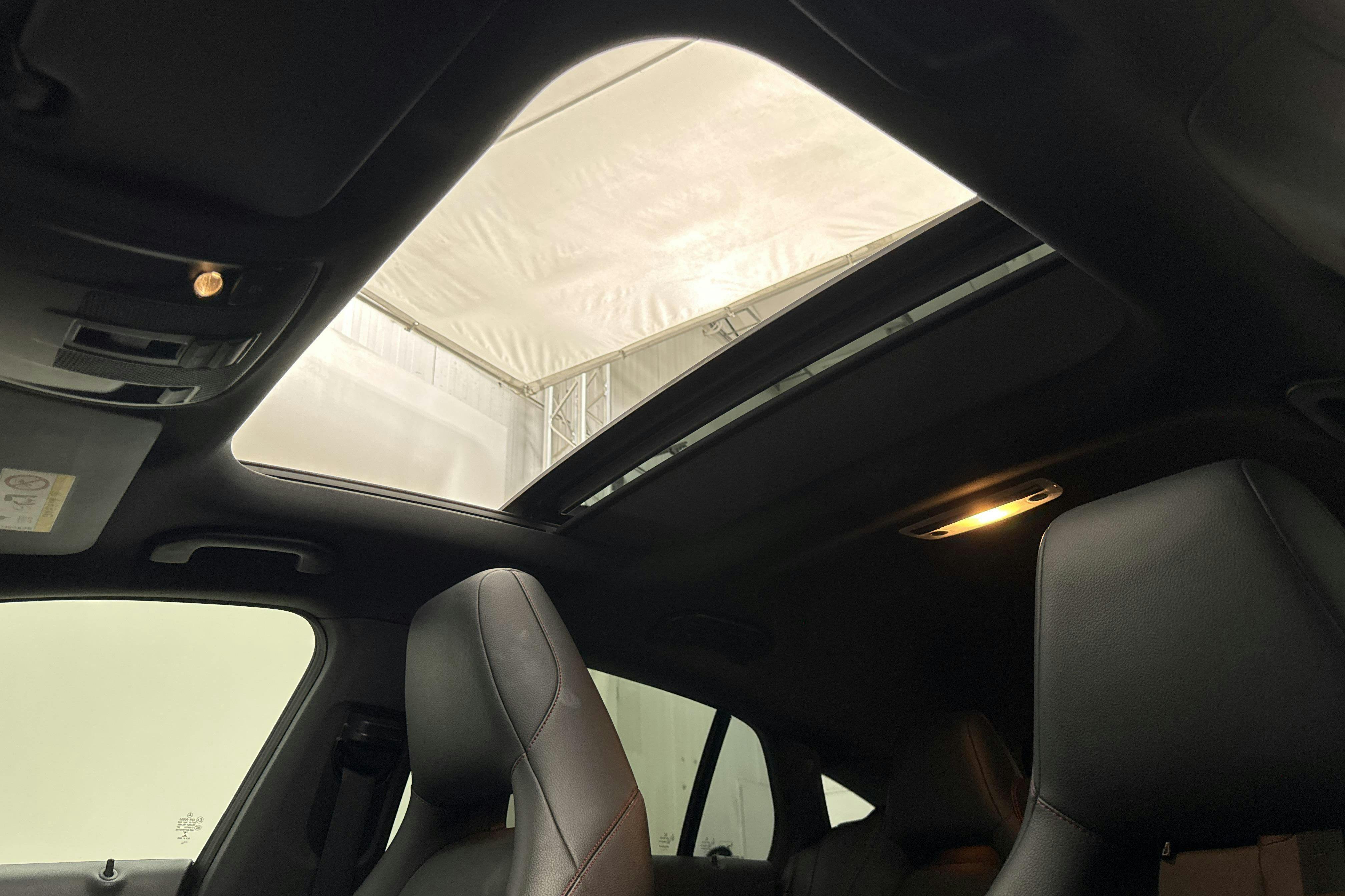 Vehicle Image 14