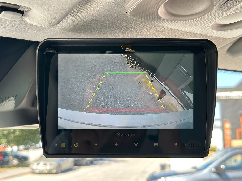 Vehicle Image 11