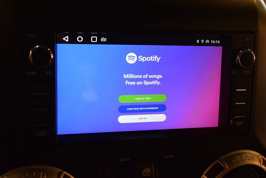 Vehicle Image 14