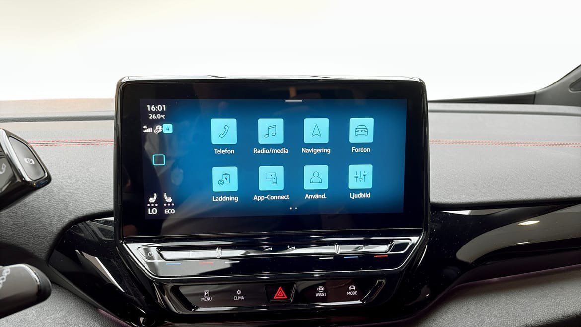 Vehicle Image 9