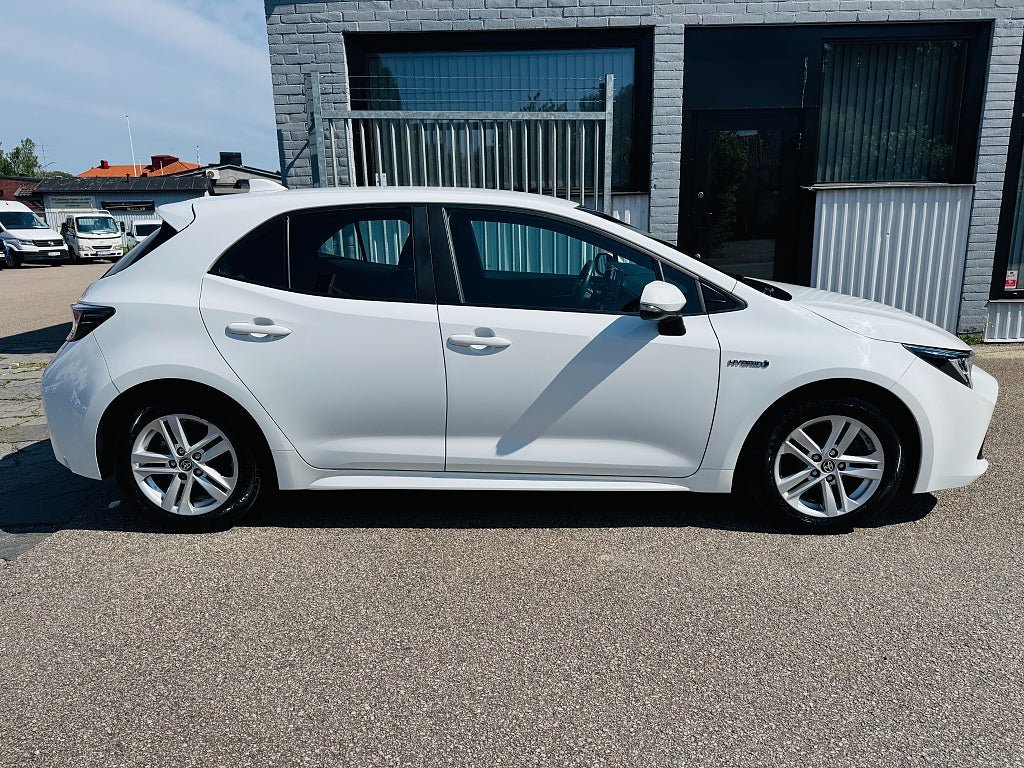 Vehicle Image 10