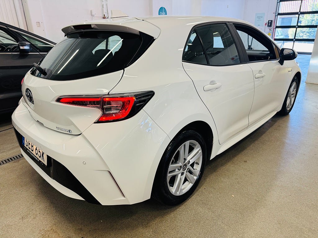 Vehicle Image 15