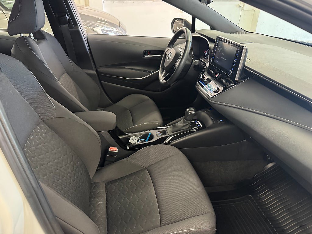 Vehicle Image 17