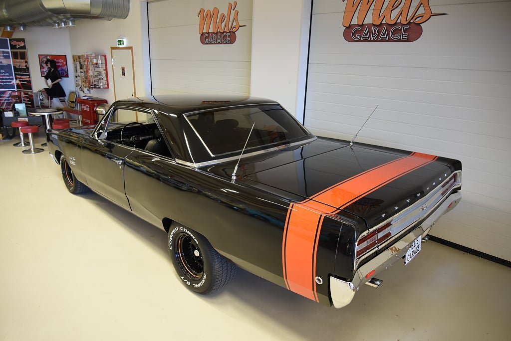 Vehicle Image 10