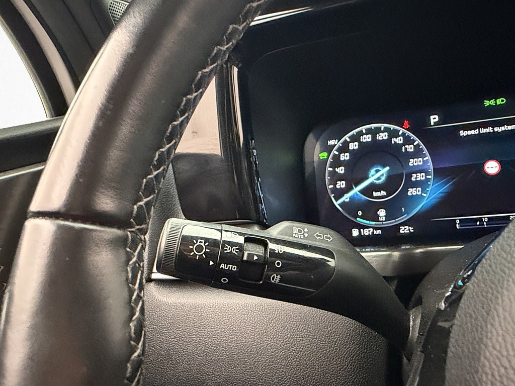 Vehicle Image 31