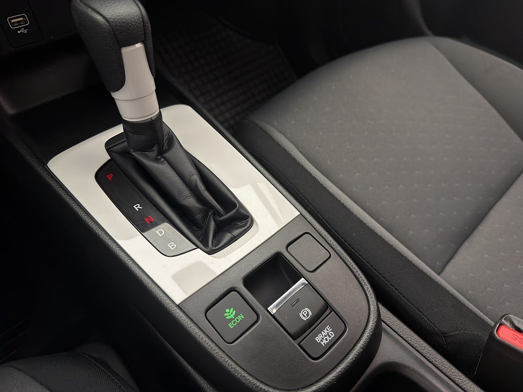 Vehicle Image 24