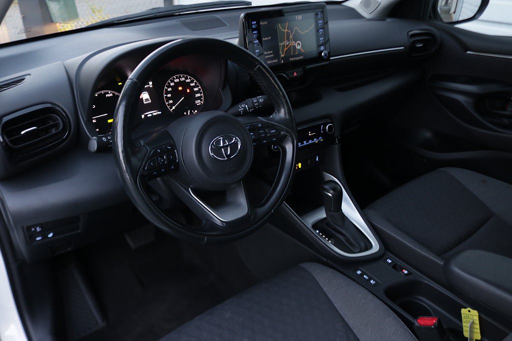 Vehicle Image 7