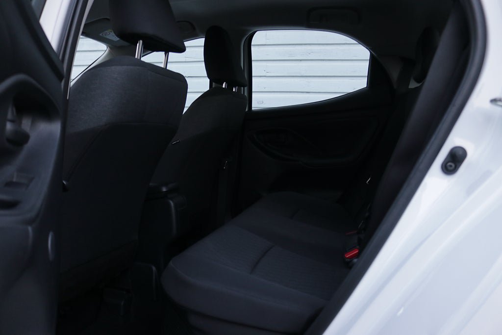 Vehicle Image 14