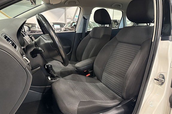 Vehicle Image 17
