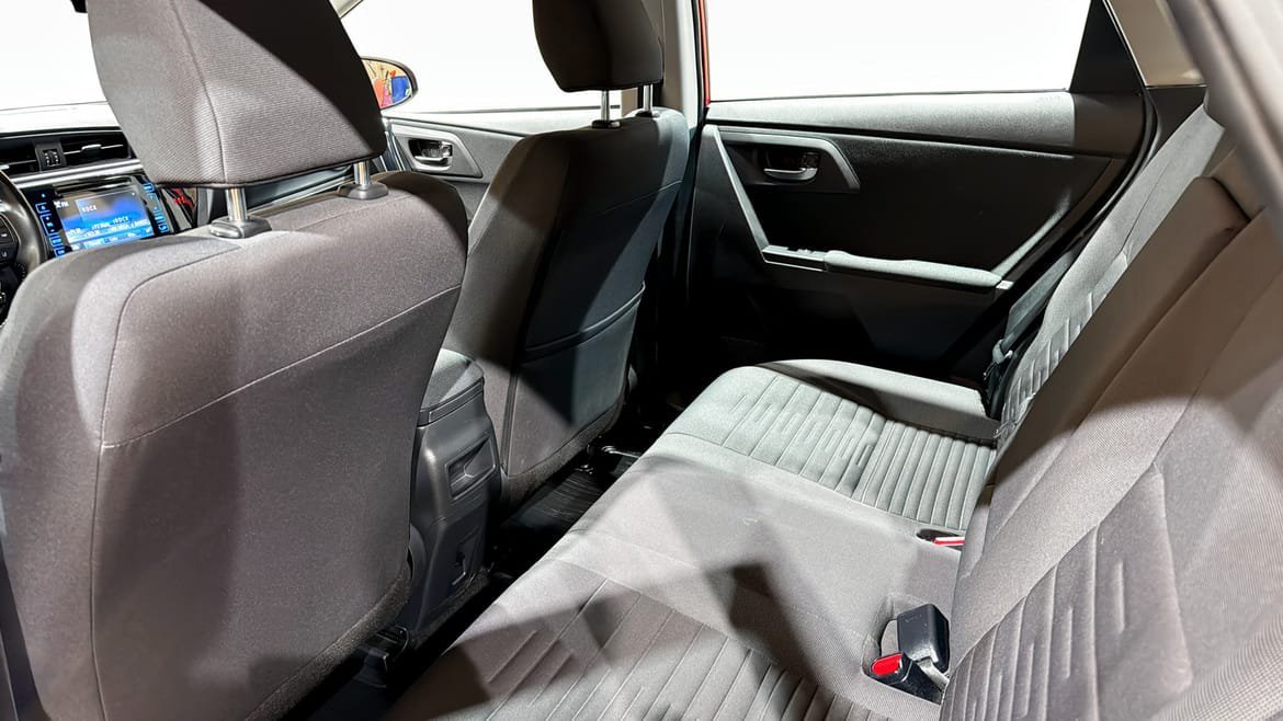 Vehicle Image 11