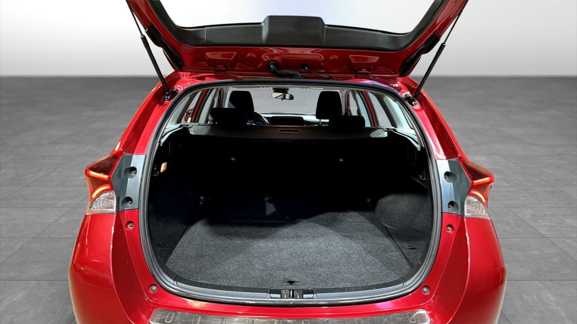 Vehicle Image 12