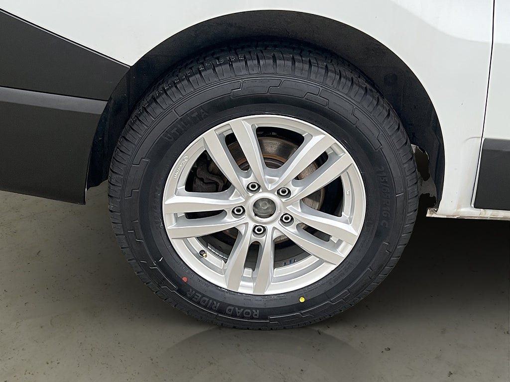 Vehicle Image 26