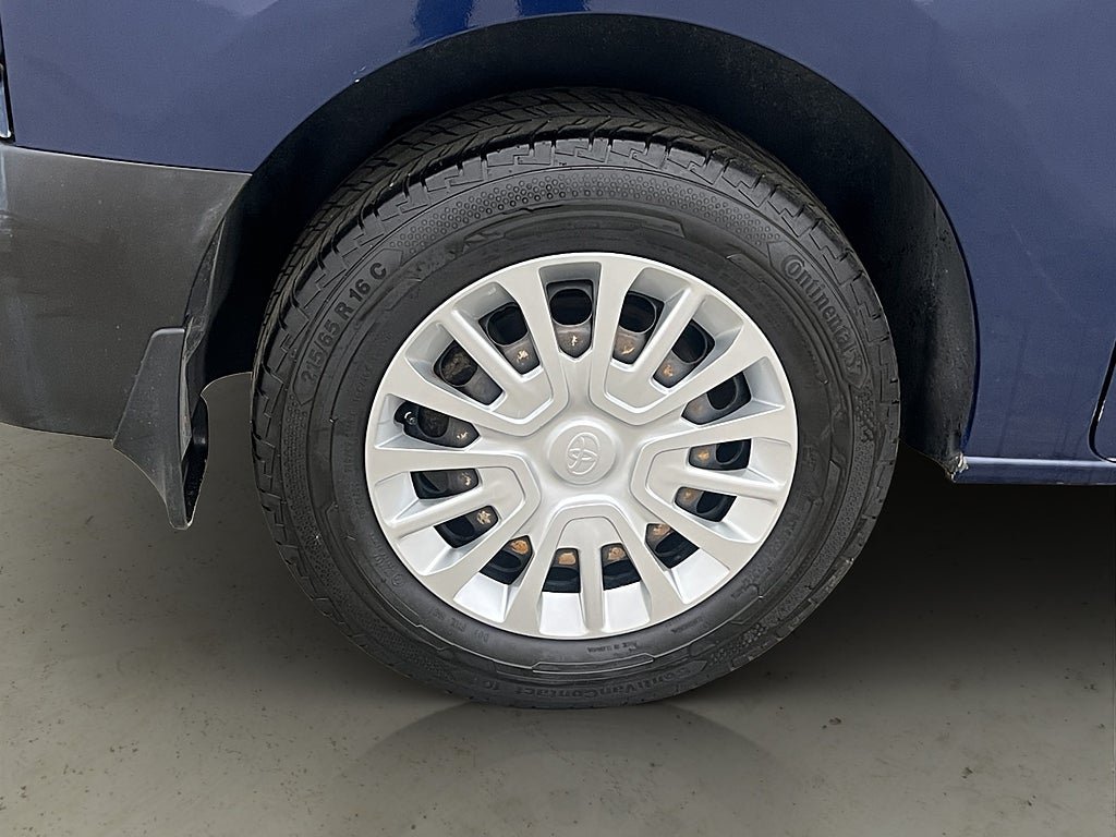 Vehicle Image 31