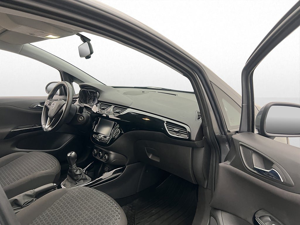 Vehicle Image 23