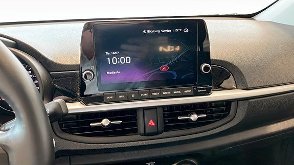 Vehicle Image 11