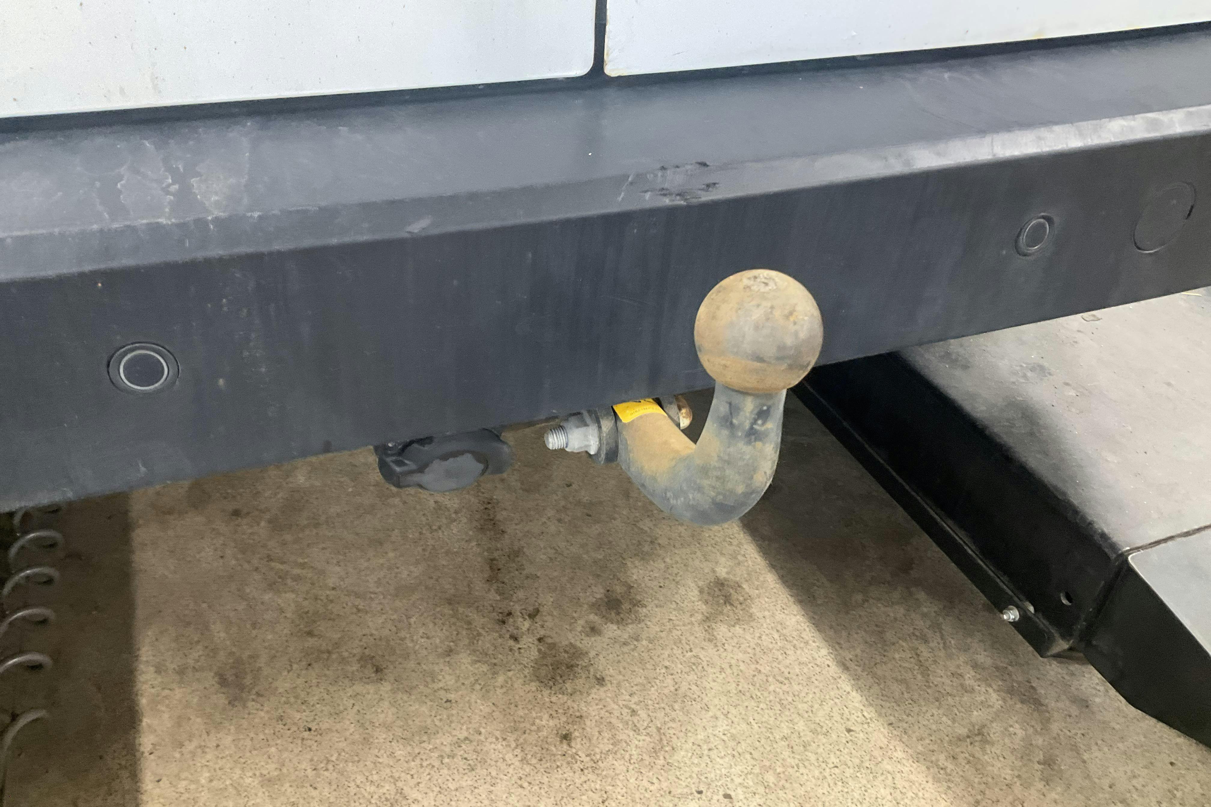 Vehicle Image 17