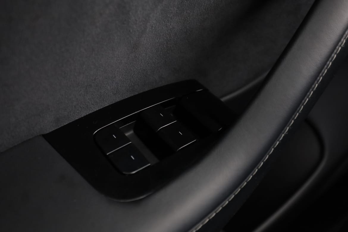 Vehicle Image 37