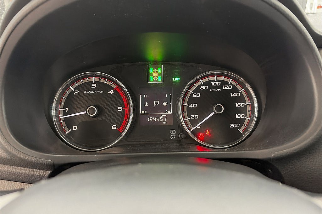 Vehicle Image 14