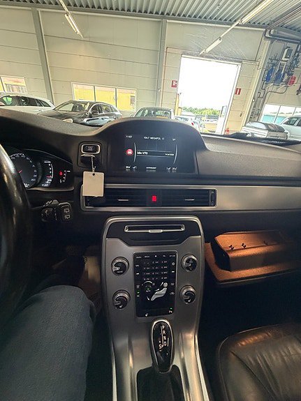 Vehicle Image 26