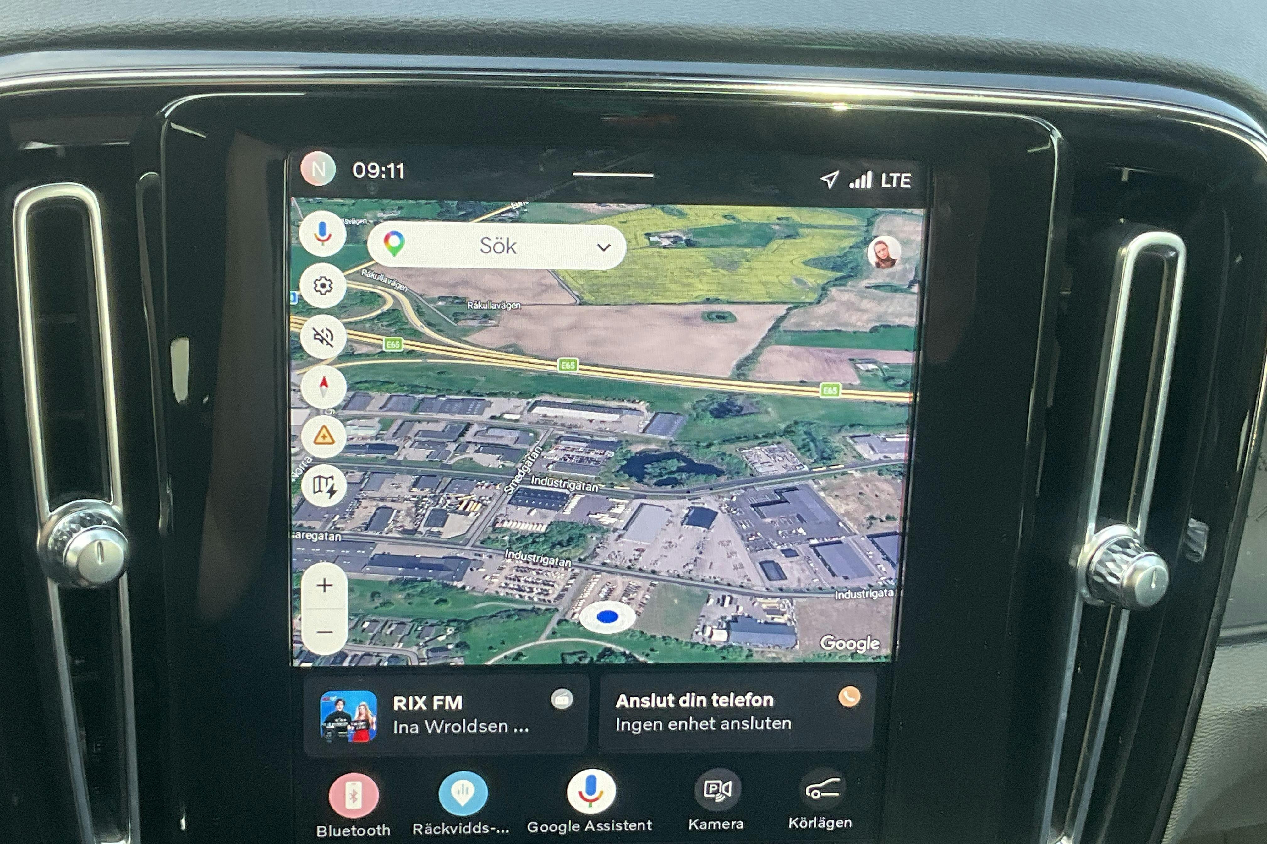 Vehicle Image 11