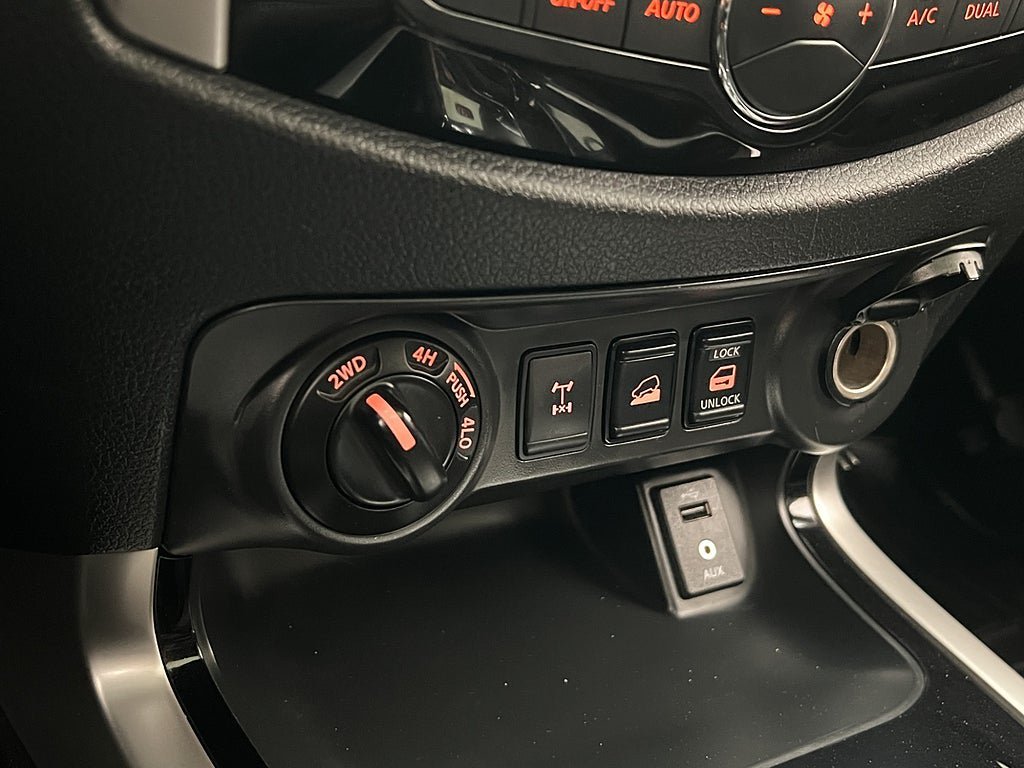 Vehicle Image 22
