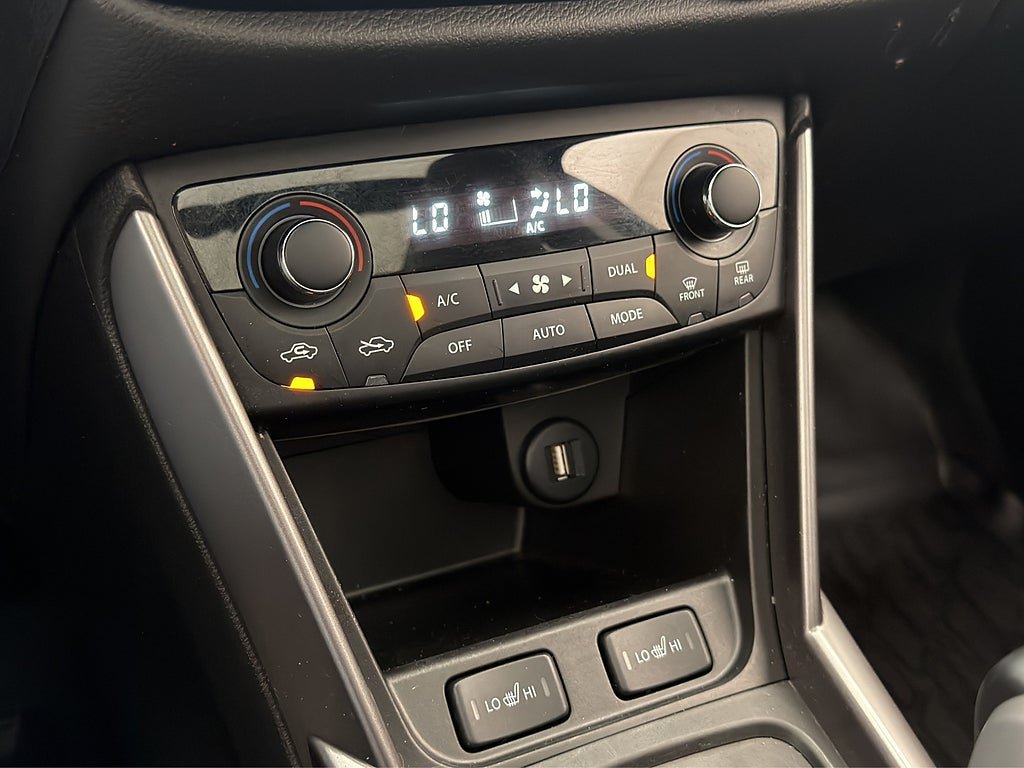 Vehicle Image 22