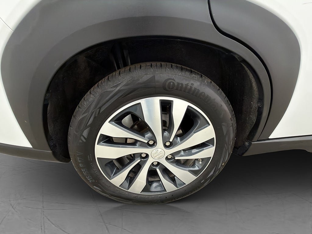 Vehicle Image 30