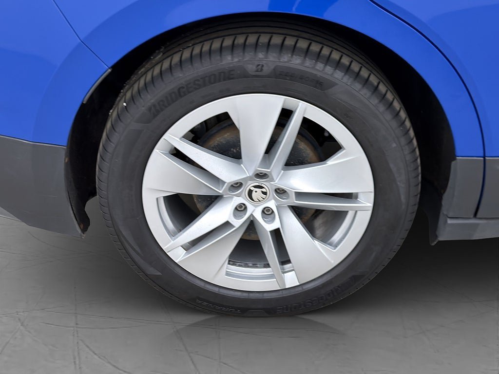 Vehicle Image 35
