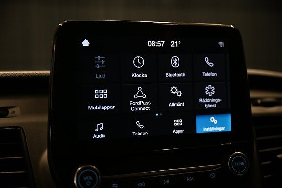 Vehicle Image 21