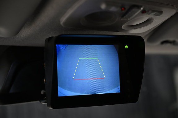 Vehicle Image 15