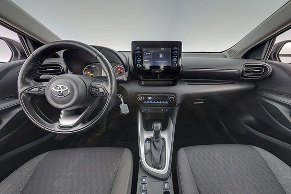 Vehicle Image 12